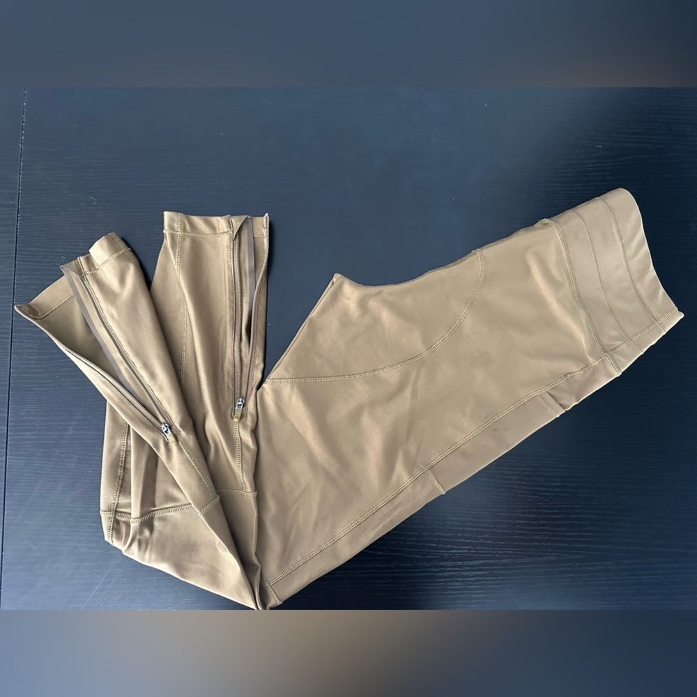 Nike Metallic Gold Track Pants - Picture 4 of 5